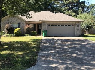 24 Pleasant St, Cabot, AR 72023