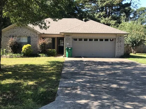 24 Pleasant St, Cabot, AR 72023