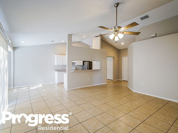 4th image of 900 Tangelo Cir