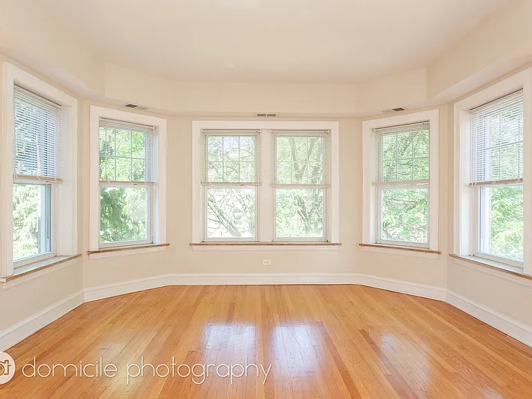 2141 W Arthur Ave #3 — Photo 4