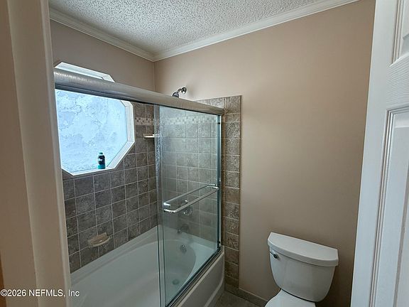 5th image of 1802 SHERATON LAKES Circle