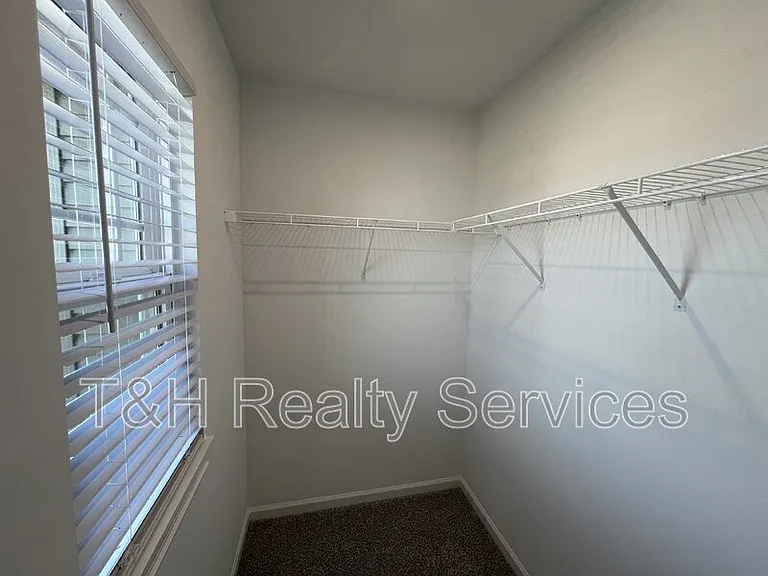 4801 Summerfield Dr — Photo 40