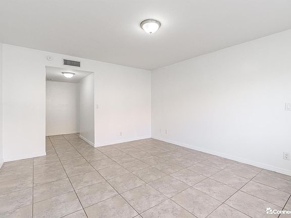 2nd image of 231 Lakeview Dr