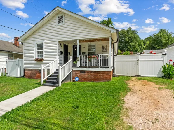 714 Pine St, Kannapolis, NC 28081