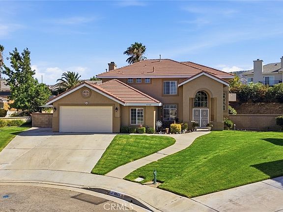 2nd image of 42103 Desert Hill Dr
