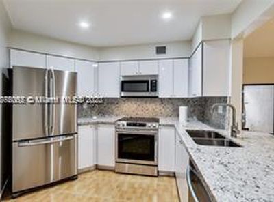 9407 Fontainebleau Blvd APT 212, Miami, FL, 33172