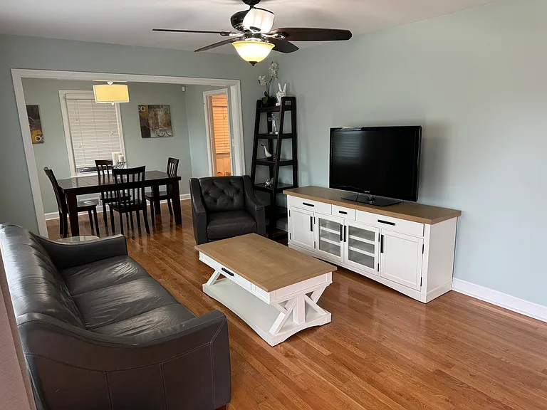 633 Green Acres Rd SE — Photo 10