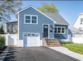 204 Grove Ave, Woodbridge, NJ 07095
