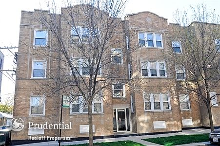 1st image of 4750 N Washtenaw Ave APT 3
