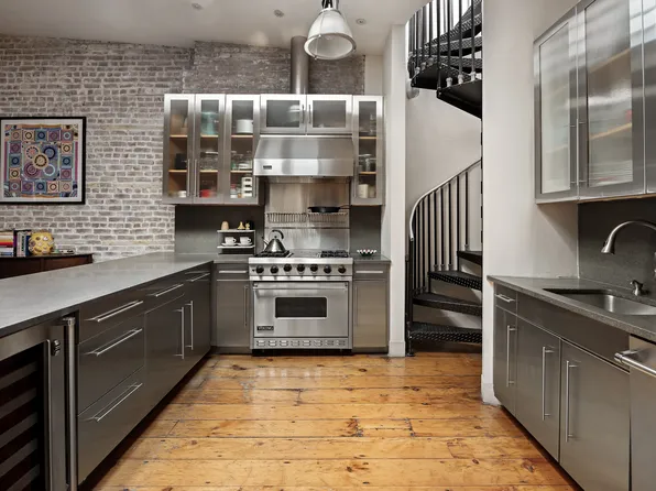 217 Second Avenue image 16 of 30