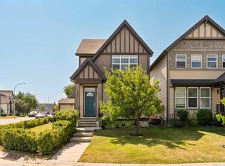 1037 N New Brighton Park SE, Calgary, AB T2Z 0Y1