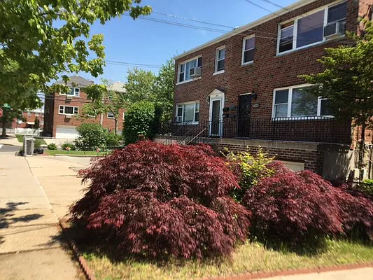 Rented by Beekman Street Realty | media 1