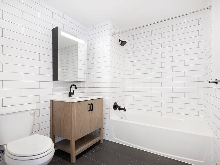 251 W 117th St #11B — Photo 4