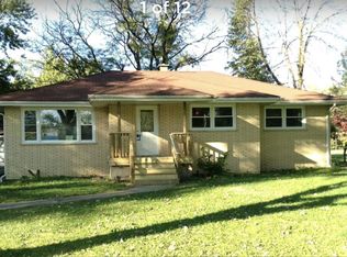 2742 W 97th Pl, Evergreen Park, IL