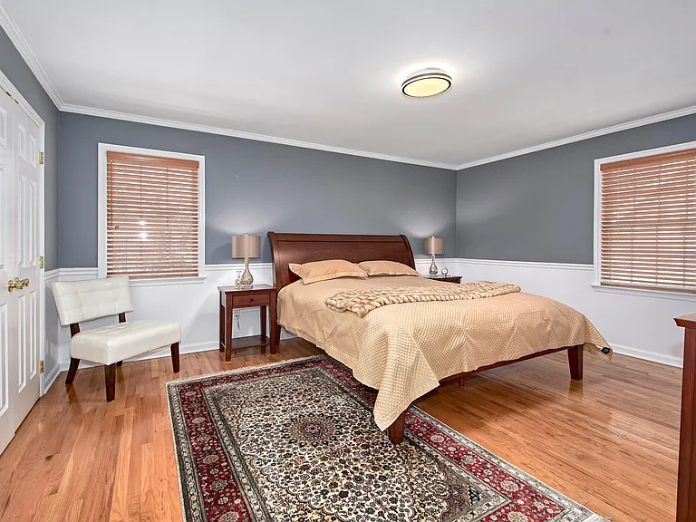 130 Wappanocca Ave — Photo 10