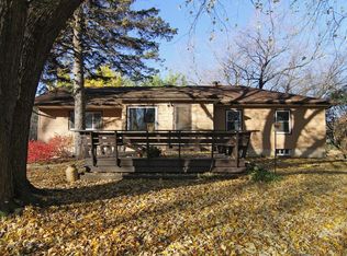 1365 Eide Cir, Arden Hills, MN 55112