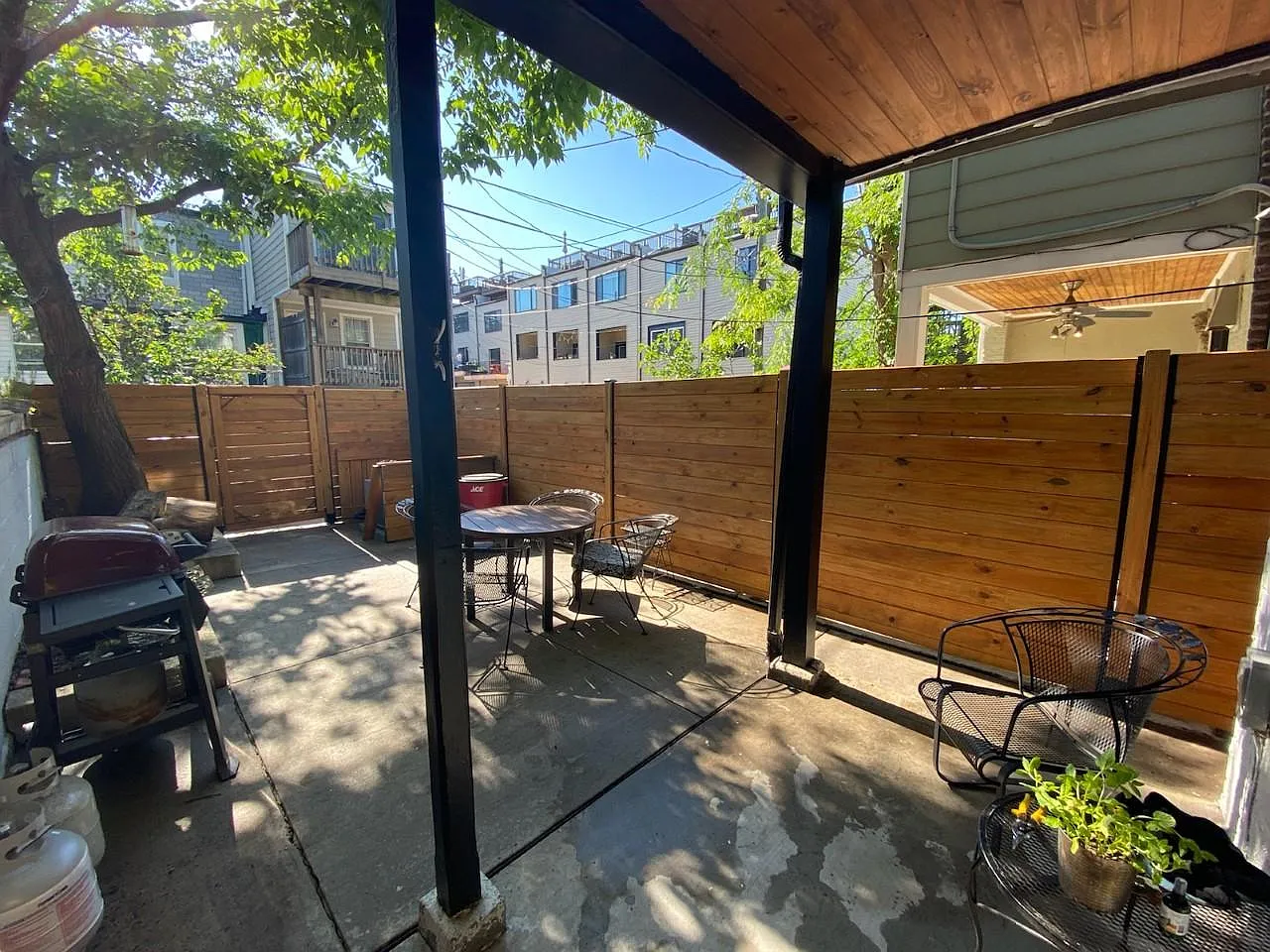3 bed, 1450 sqft, $2,300 — Photo 3