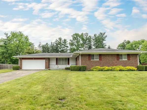 880 Todd Ct, Tipp City, OH 45371