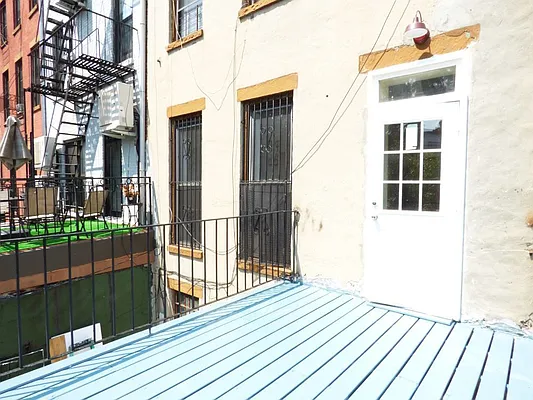 Rented by Citi Habitats | media 22