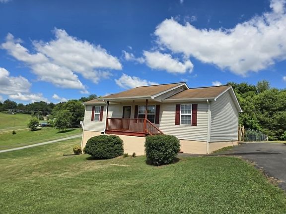 2nd image of 226 Klepper Ln