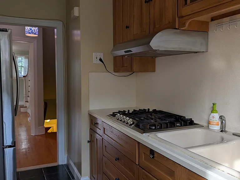 730 Burns St #2 — Photo 30