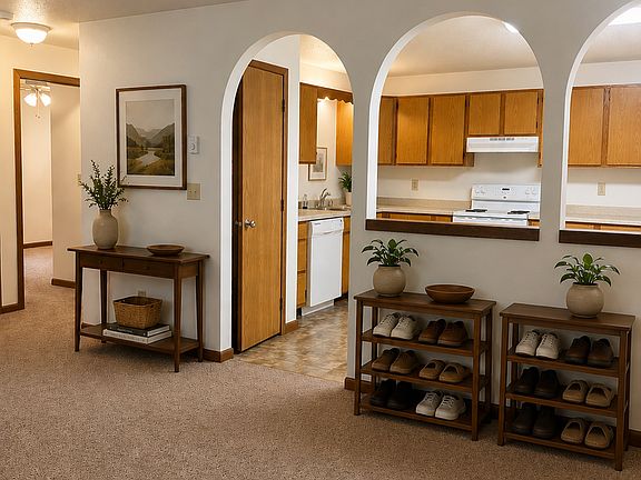 4th image of 927 Briar Ln APT 3
