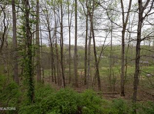 151 Lakeview Cir, Clinton, TN 37716