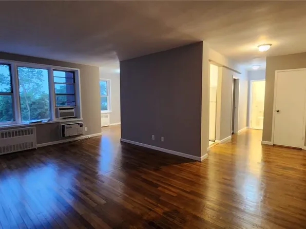 42 Pine Street #3T, Yonkers, NY 10701