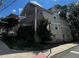 20 Fiedler Ave FLOOR 1, Staten Island, NY 10301