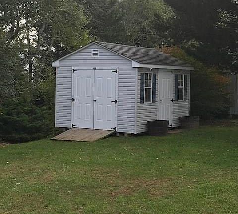 5th image of 54 Meadowdale Dr