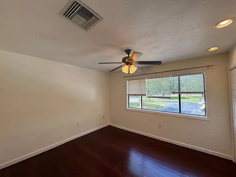 6061 Windhover Dr #10-D10 — Photo 20