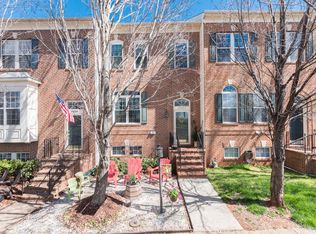 46211 Walpole Ter, Sterling, VA 20165