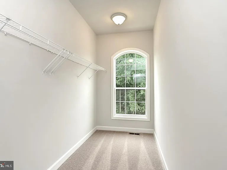 4404 Fair Lakes Ct — Photo 40