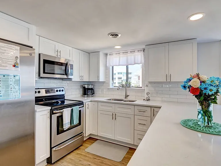 1609 Carolina Beach Ave N #2G — Photo 13