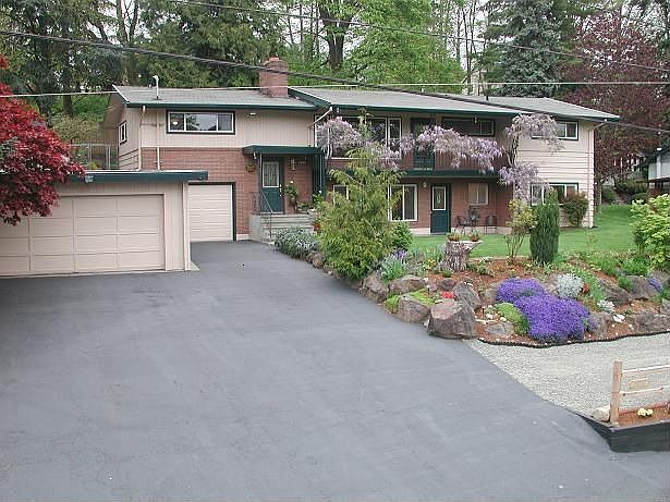 Spacious home -plenty of parking!