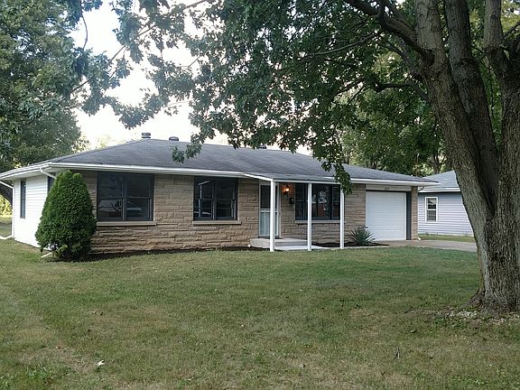 3rd image of 2025 Costello Dr
