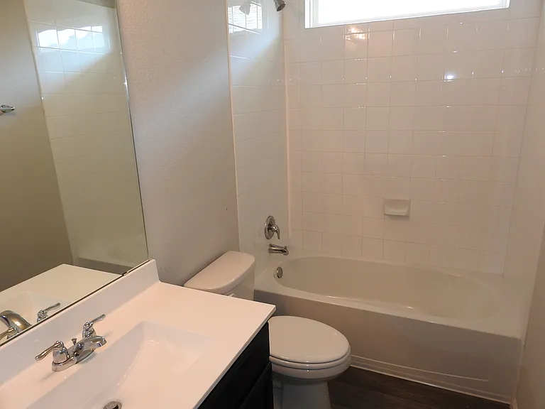 621 Callahan Ln — Photo 18