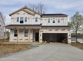 6803 Oak Rock Dr, Louisville, KY 40291