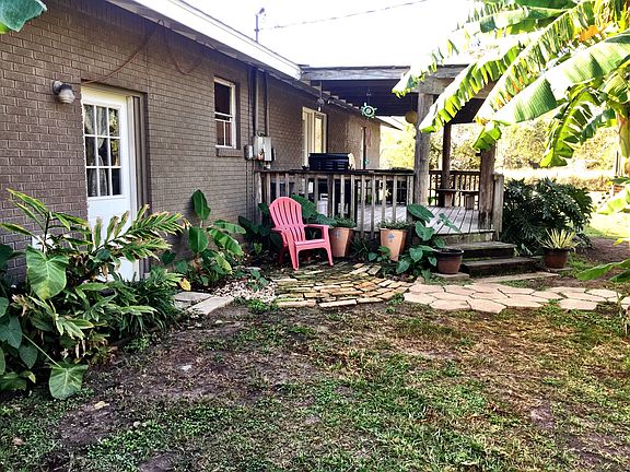 2nd image of 102 Jessica Dr