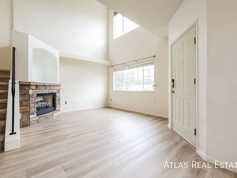 1405 S Chambers Rd #103 — Photo 2