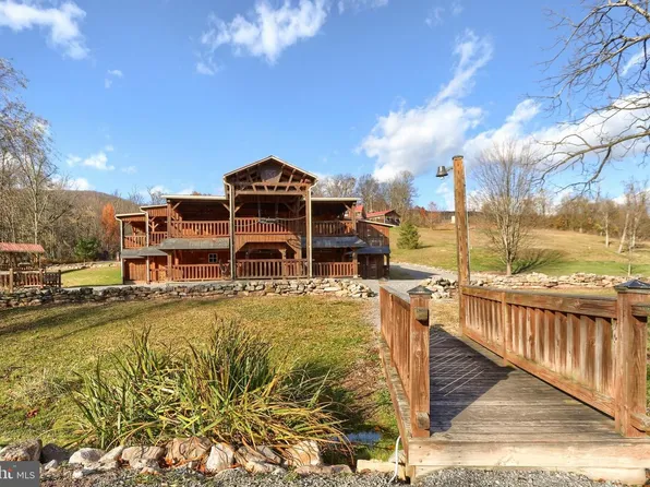 232 Laurel Rock Ln, Mifflintown, PA 17059