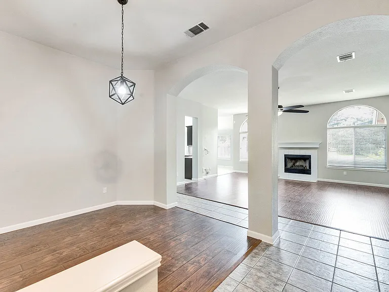 6412 Convict Hill Rd — Photo 31