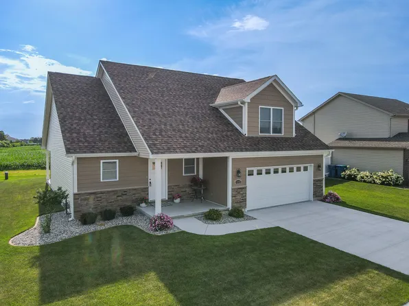 1943 Summerfield Ln, Bourbonnais, IL 60914