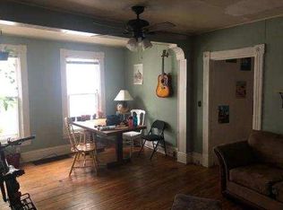 113 N Butler St APT 1, Madison, WI 53703