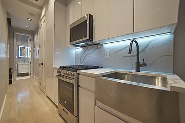 322 East 81st Street, #1RWD