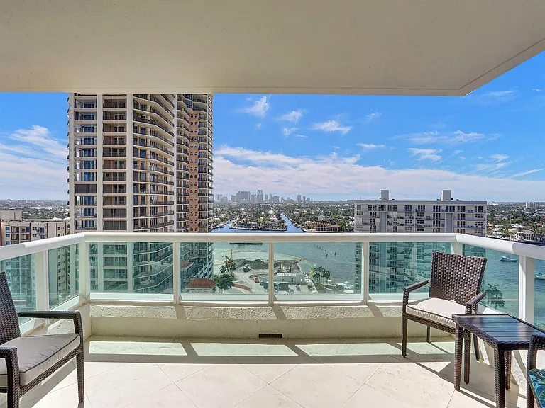 101 S Fort Lauderdale Beach Blvd #1606 — Photo 25