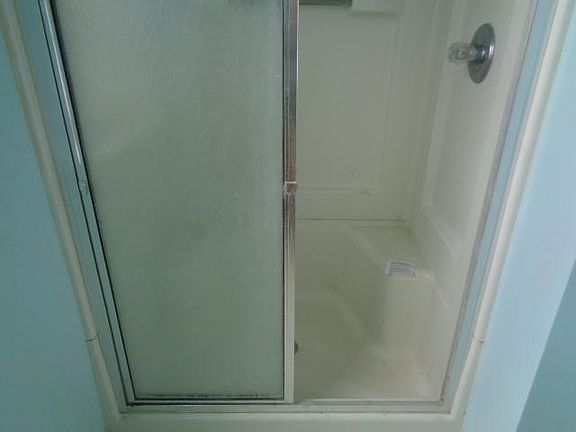 5th image of 639 Oak Forge Pl