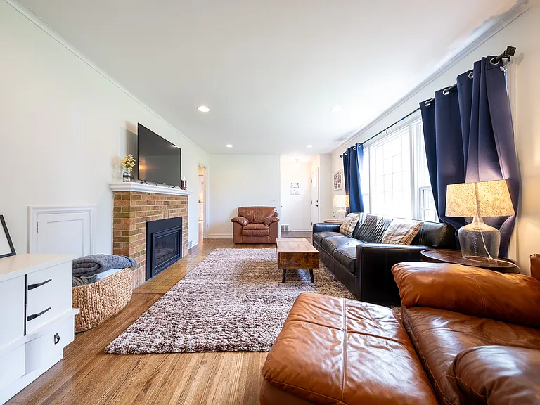 4948 Normandy Pl — Photo 9