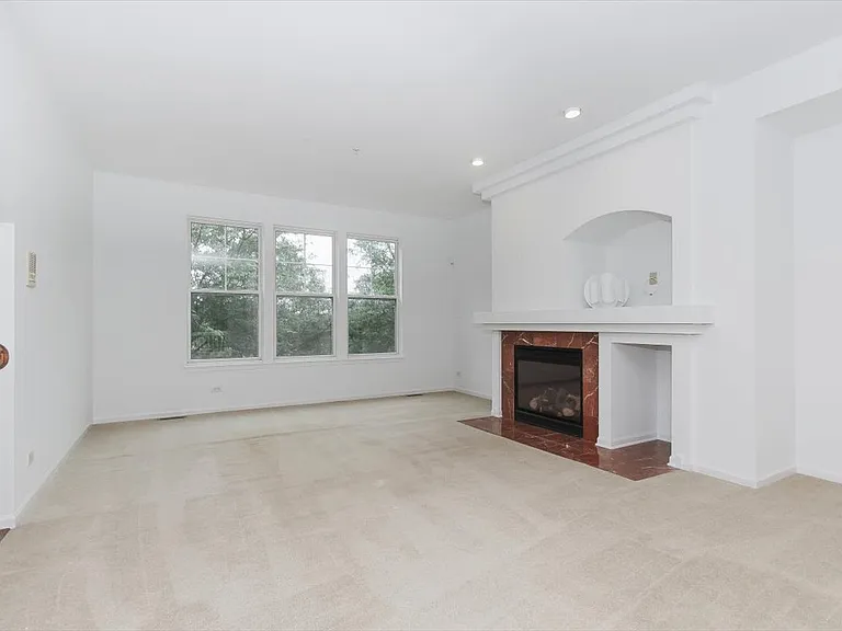 1245 Tuscany Dr — Photo 4