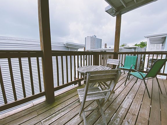 Private deck
